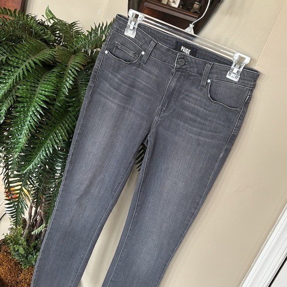 NWOT PAIGE Verdugo Ankle Skinny Jeans Cropped Mid-Rise Gray Stretch Raw Hem - Picture 6 of 16